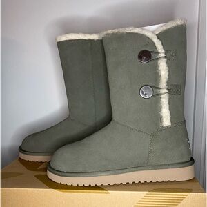 Koolaburra by UGG Kinslei Tall Dusty Olive Boots NWT